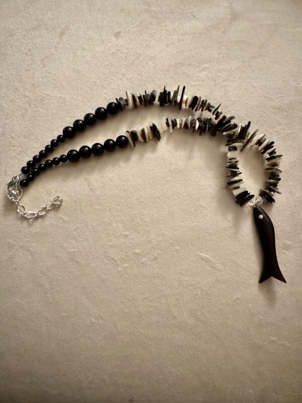 BLACK AGATE