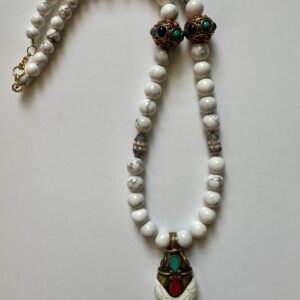 HOWLITE